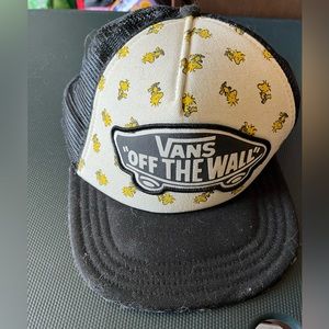 Peanuts Woodstock vans snap back hat